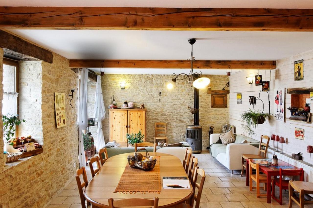Chambres D'Hotes Soleil Et Cacao Siccieu-Saint-Julien-et-Carisieu Ngoại thất bức ảnh