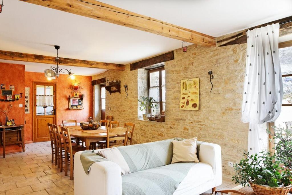 Chambres D'Hotes Soleil Et Cacao Siccieu-Saint-Julien-et-Carisieu Ngoại thất bức ảnh