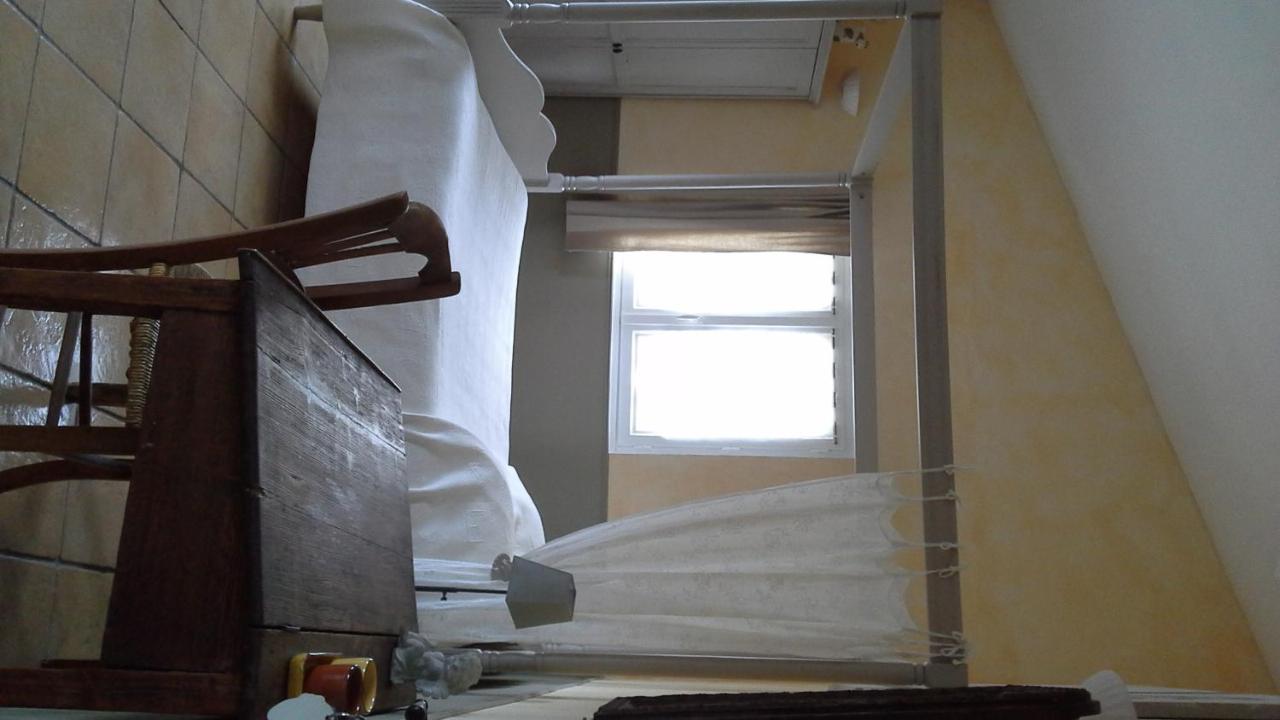 Chambres D'Hotes Soleil Et Cacao Siccieu-Saint-Julien-et-Carisieu Ngoại thất bức ảnh